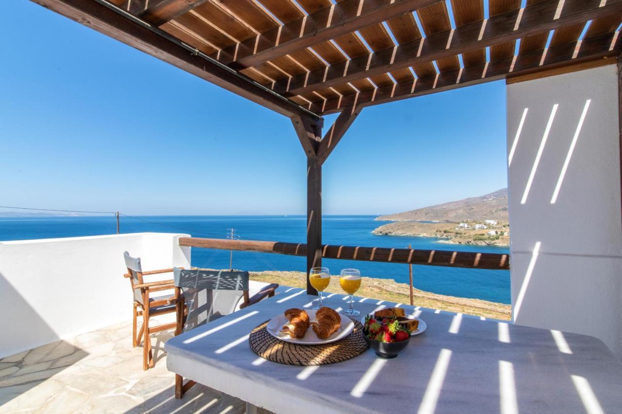 Sail Inn Agios Romanos Dış mekan fotoğraf