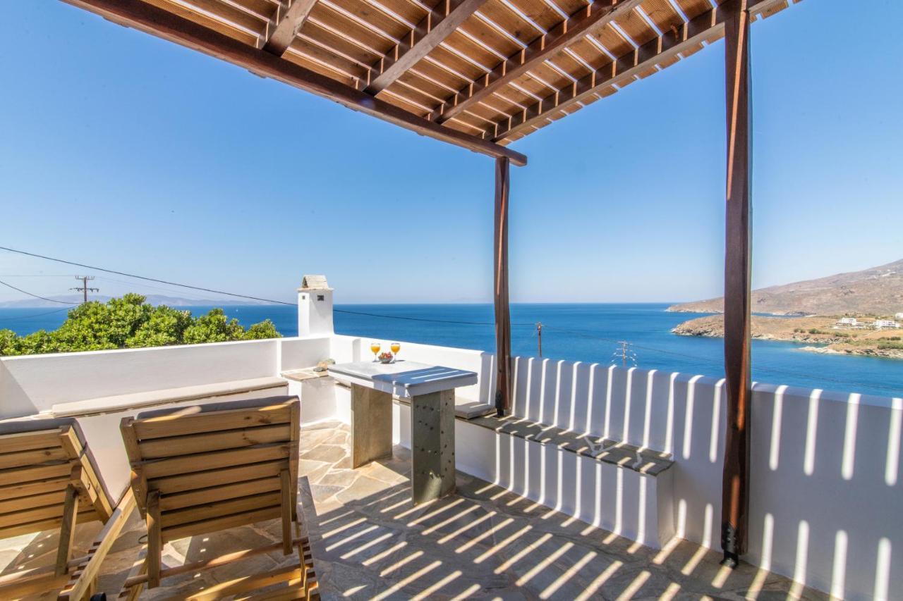 Sail Inn Agios Romanos Dış mekan fotoğraf