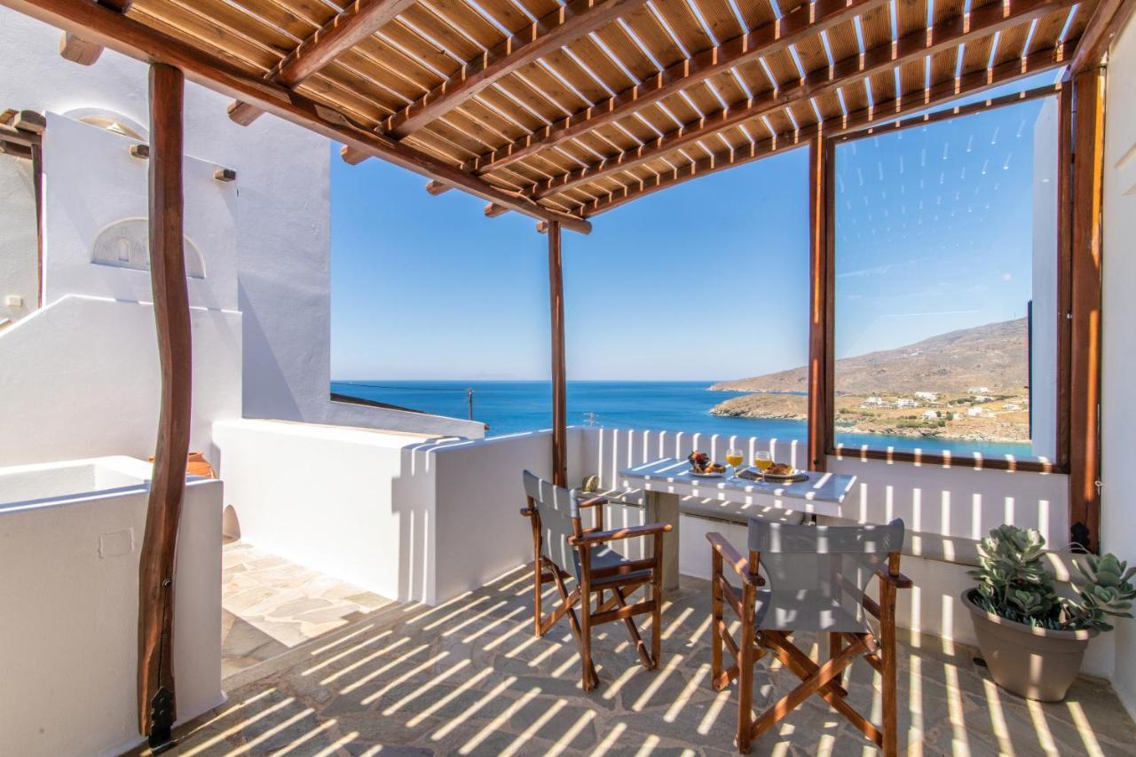 Sail Inn Agios Romanos Dış mekan fotoğraf